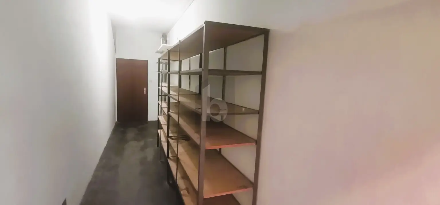 RAUCHENWARTH - BREITES SCHAUFENSTER - GROSSZÜGIGE BÜRO/ARBEITS/LAGERFLÄCHE