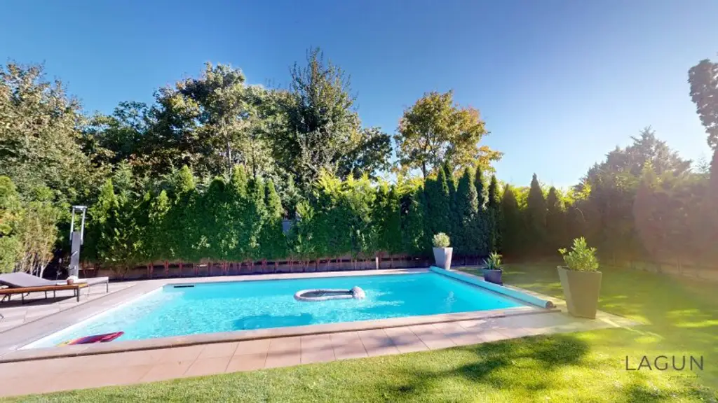 Hochwertiges Luxus-Einfamilienhaus in Maria-Lanzendorf