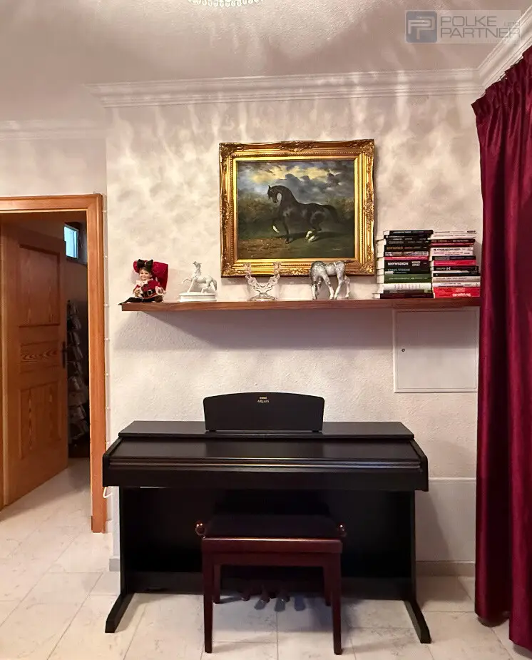 GARTENPARADIES   -  9.000 M² - 
LANDHAUS IN PARKLANDSCHAFT  
NUR 30 MINUTEN VON WIEN