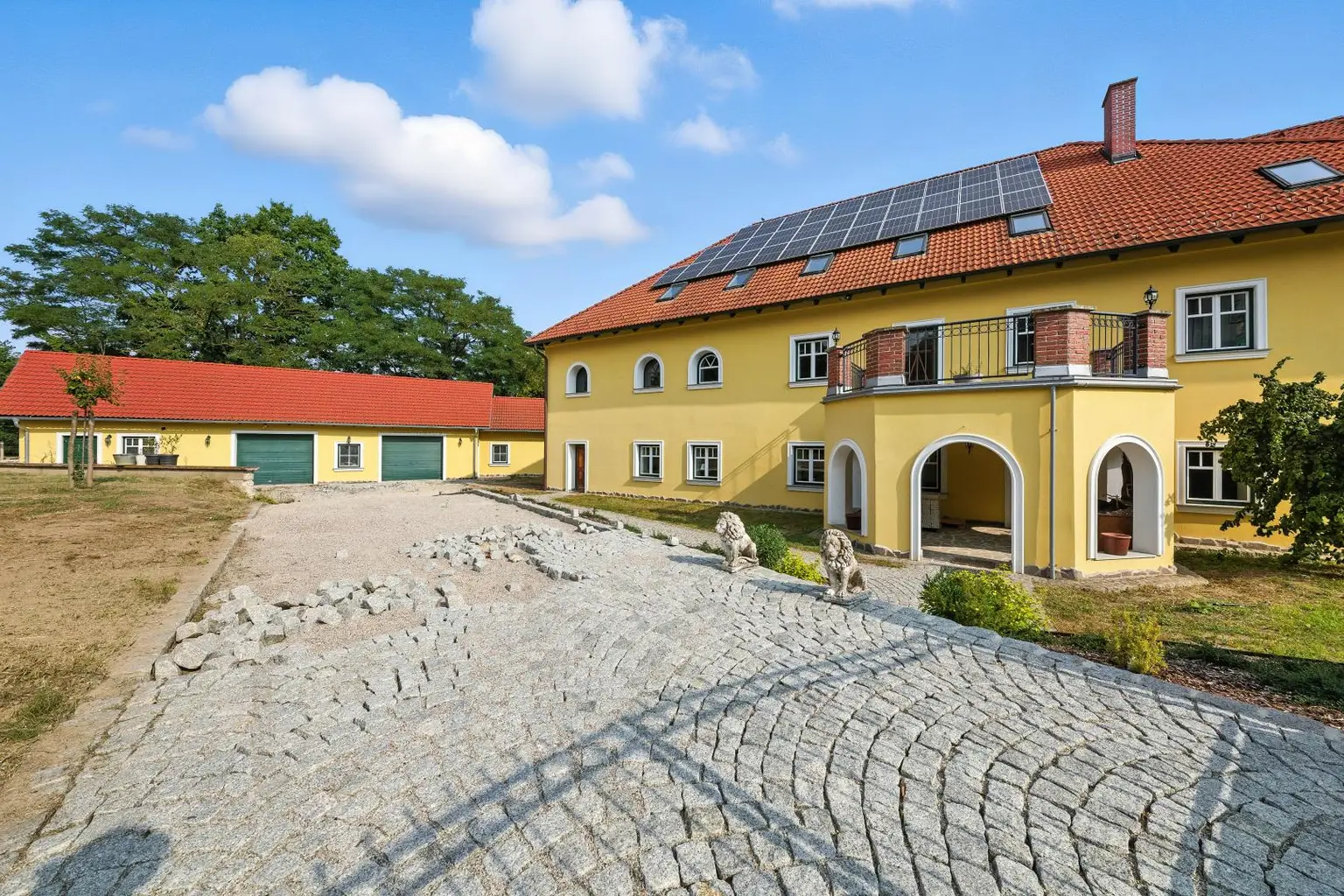 Landidylle, Historie und jede Menge Potenzial: EHEMALIGE MÜHLE – HEUTE EIN REFUGIUM DER BESONDEREN KLASSE!