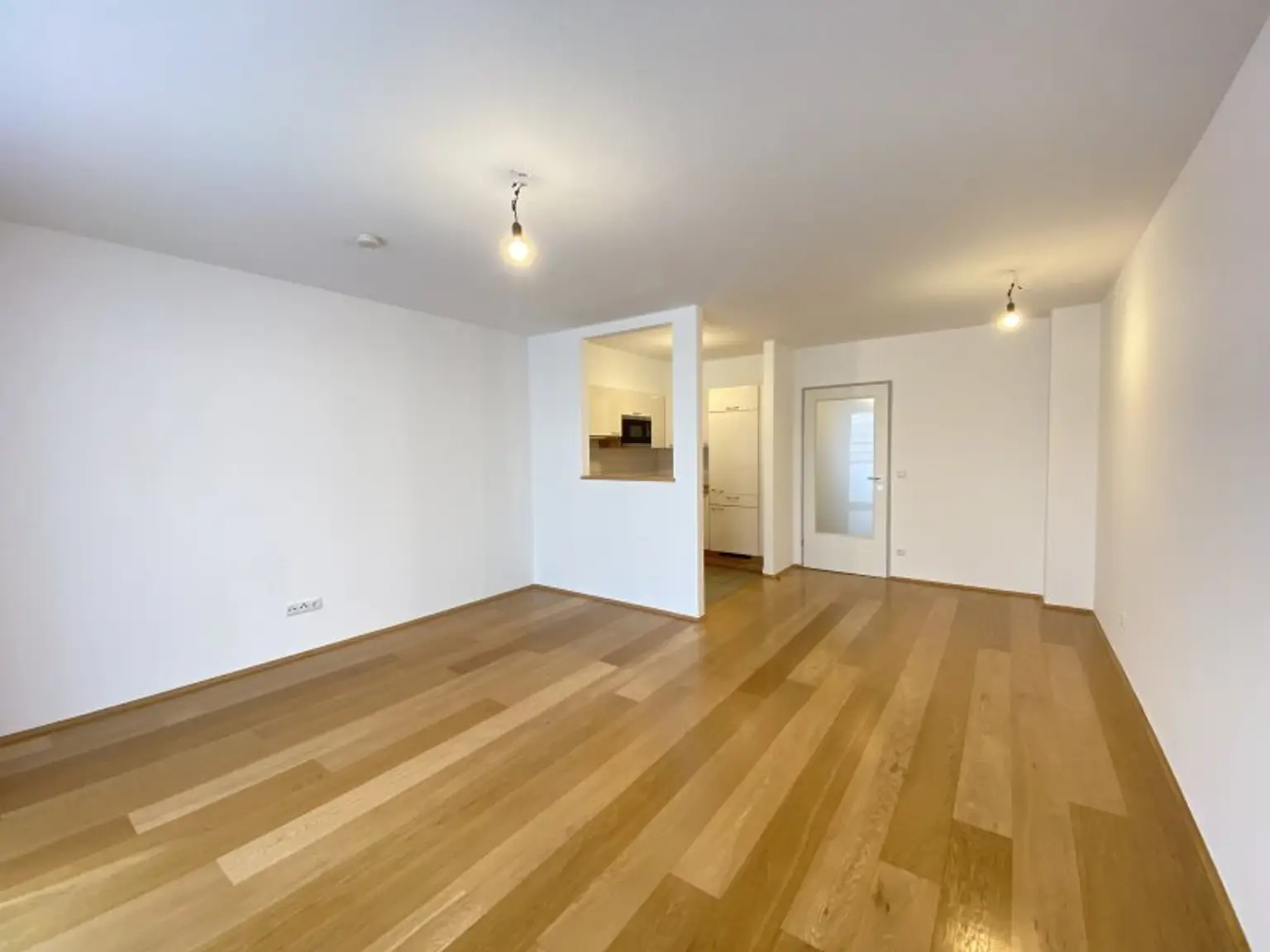 Attraktive 2-Zimmer Wohnung mit Loggia im 16.Bezirk - zu verkaufen!