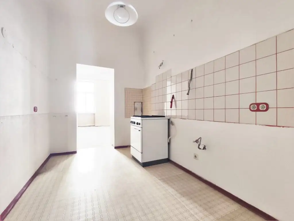 RUHIGE LAGE - Altbau Nähe Matznerpark