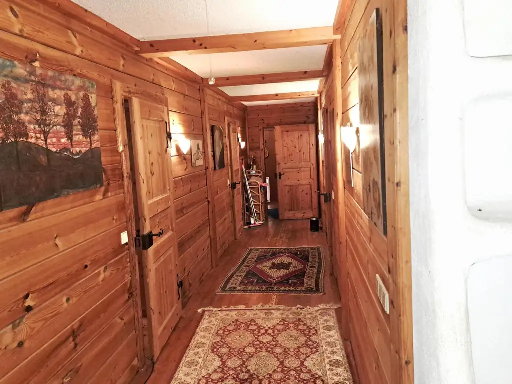 IMMOBILIE IM DORNRÖSCHENSCHLAF