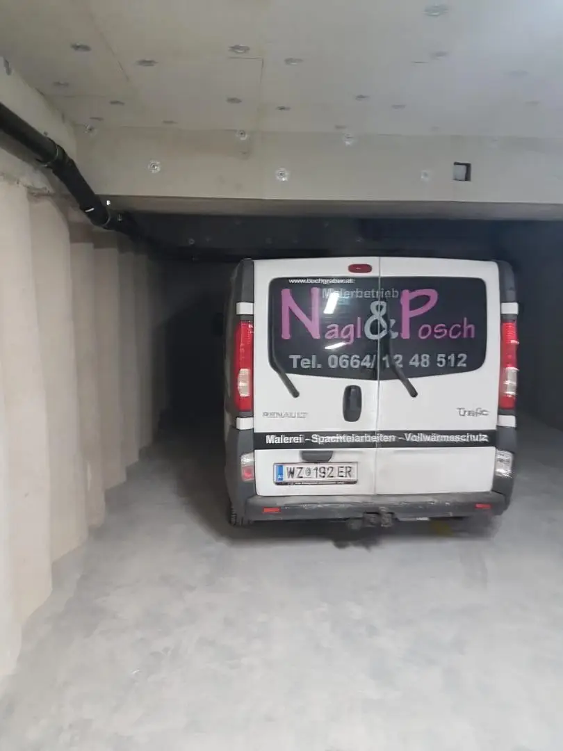 GARAGENPLATZ Geblergasse 15