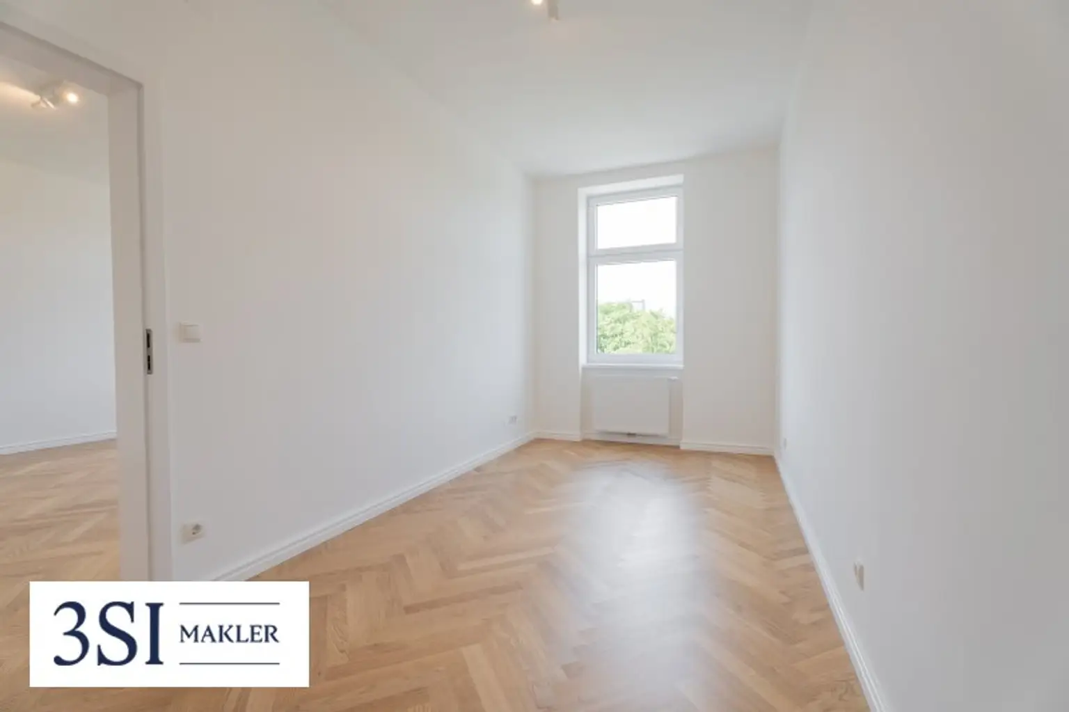 2-Zimmer-Wohntraum mit Blick ins Grüne – Altbauflair am Laubepark