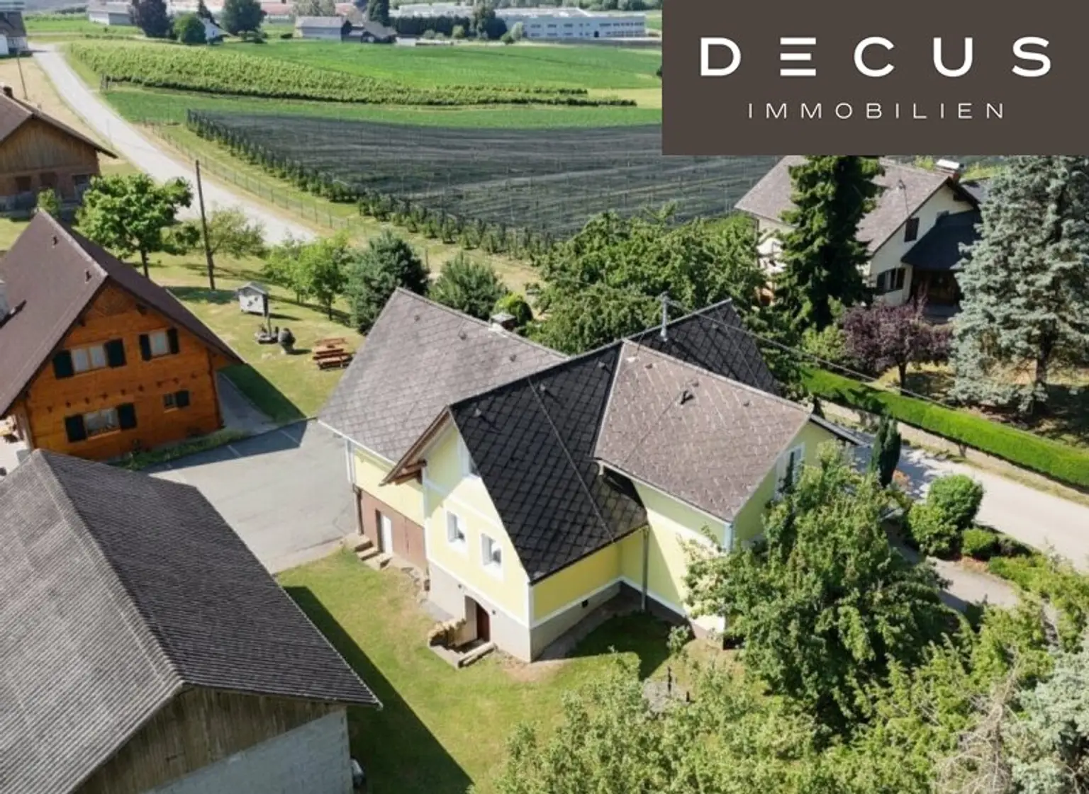 | TRAUMHAFTE IMMOBILIE IN FRAUENTAL AN DER LASSNITZ | CHARMANTE FRÜHSTÜCKSPENSION | INSGES. 3 HÄUSER & NEBENGEBÄUDE  | ca. 16.553m² FLÄCHE  inkl. ca.12.500m² LANDWIRTSCHAFTLICHER FLÄCHE | STEIRISCHES SCHILCHERLAND