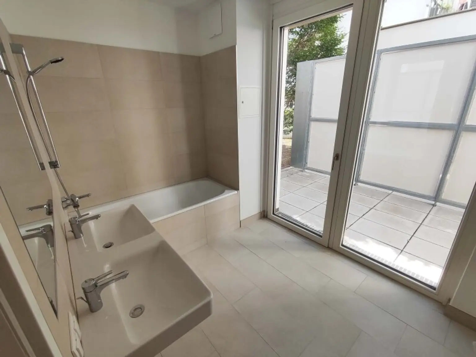 NEUBAU 3-Zimmer-ERSTBEZUG Gartenwohnung in 1210 Wien! Top 2/2