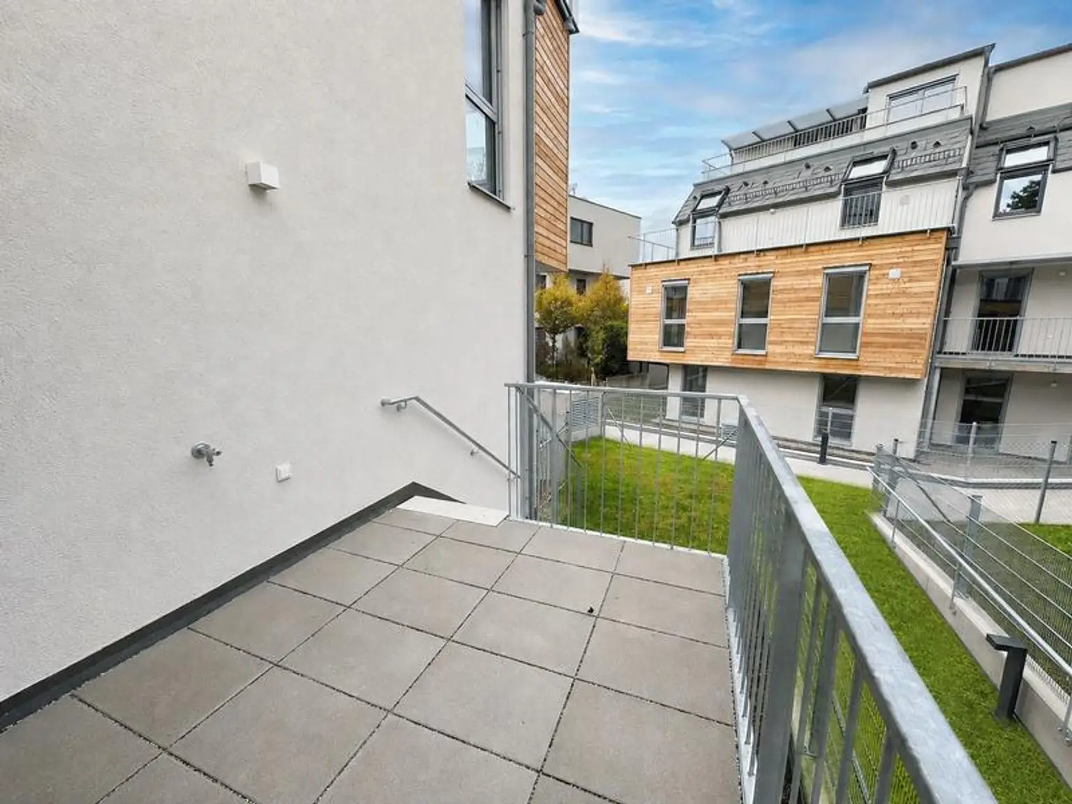 Terrasse_mit_Garten