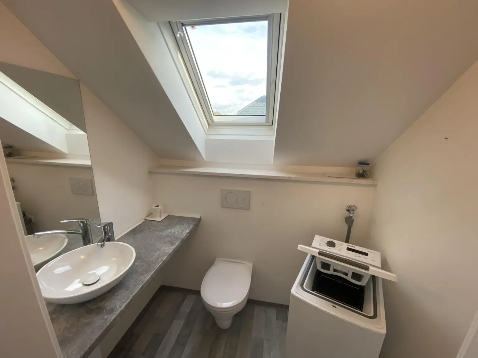 "Außergewöhnliche Mietwohnung im Grünen"