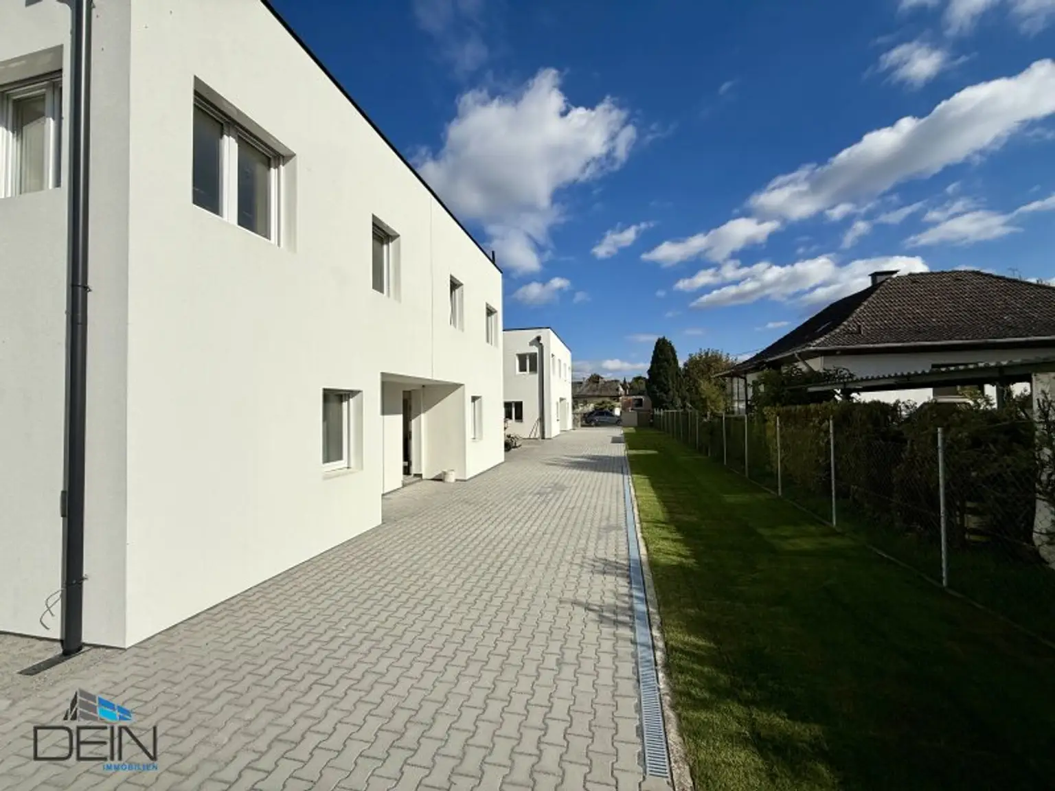 NEU! TRAUMHAFTE 5 ZIMMER DOPPELHAUSHÄLFTEN MIT EIGENGÄRTEN IN MARKGRAFNEUSIEDL!