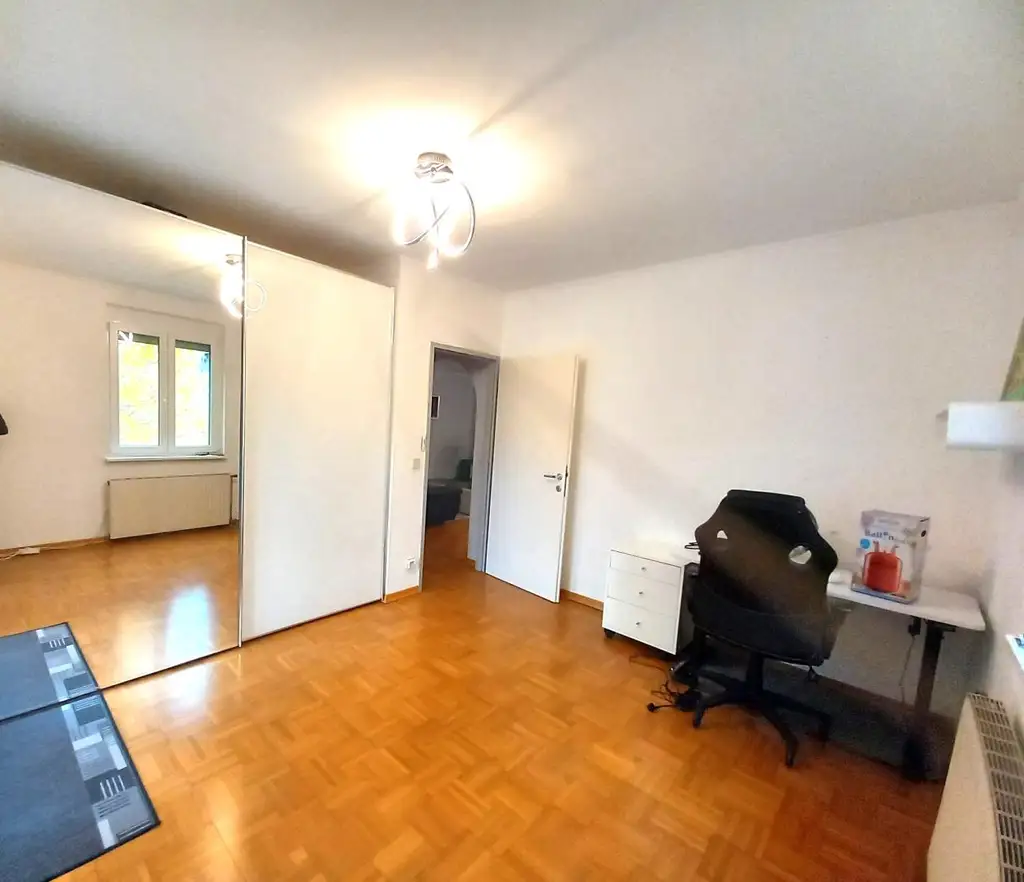 3 ZIMMER WOHNUNG MIT GARTENANTEIL IN ZENTRUMSNÄHE VON PURKERSDORF