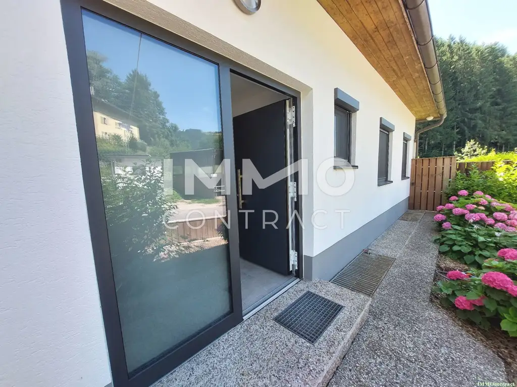 Bungalow mit Pool, Garage zu mieten in idyllischer Landschaft im Raum Rosenau/Bruckbach - Ruhelage