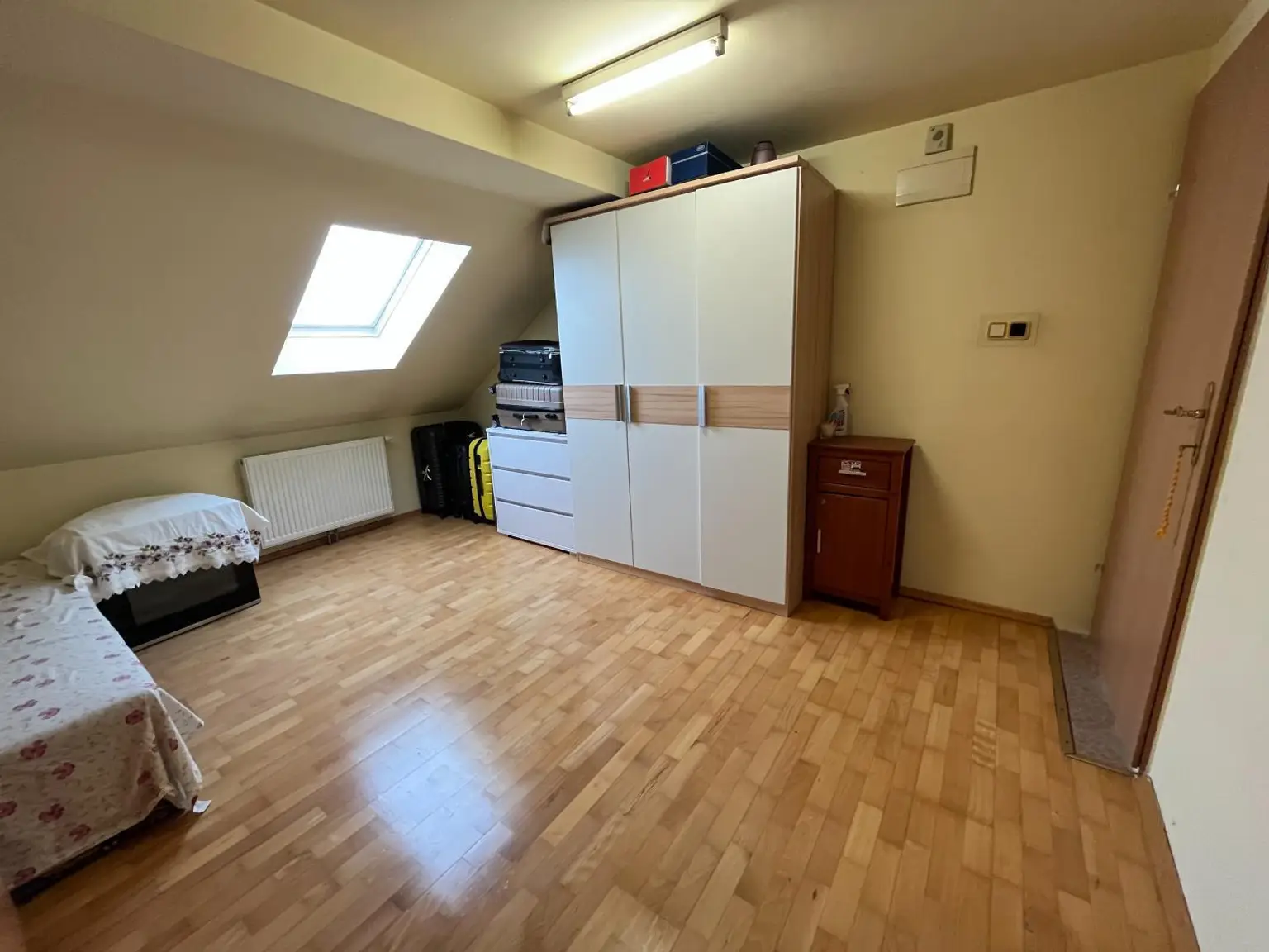 Zimmer 4 im Dachgeschoss