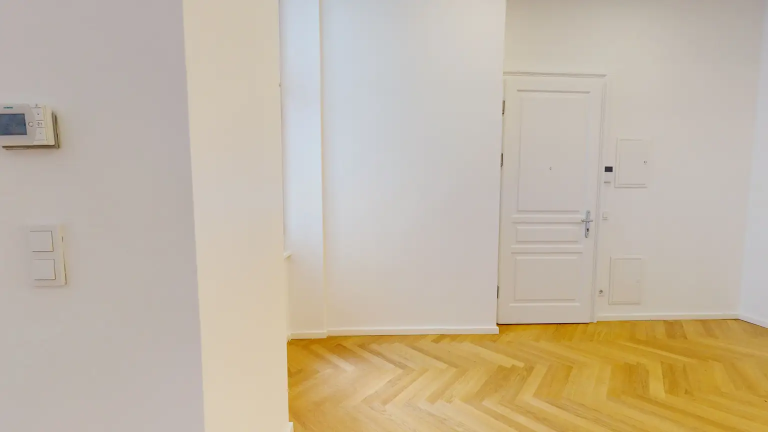 "Urban Oasis" - Erstbezug | 3-Zimmer Altbau | Balkon