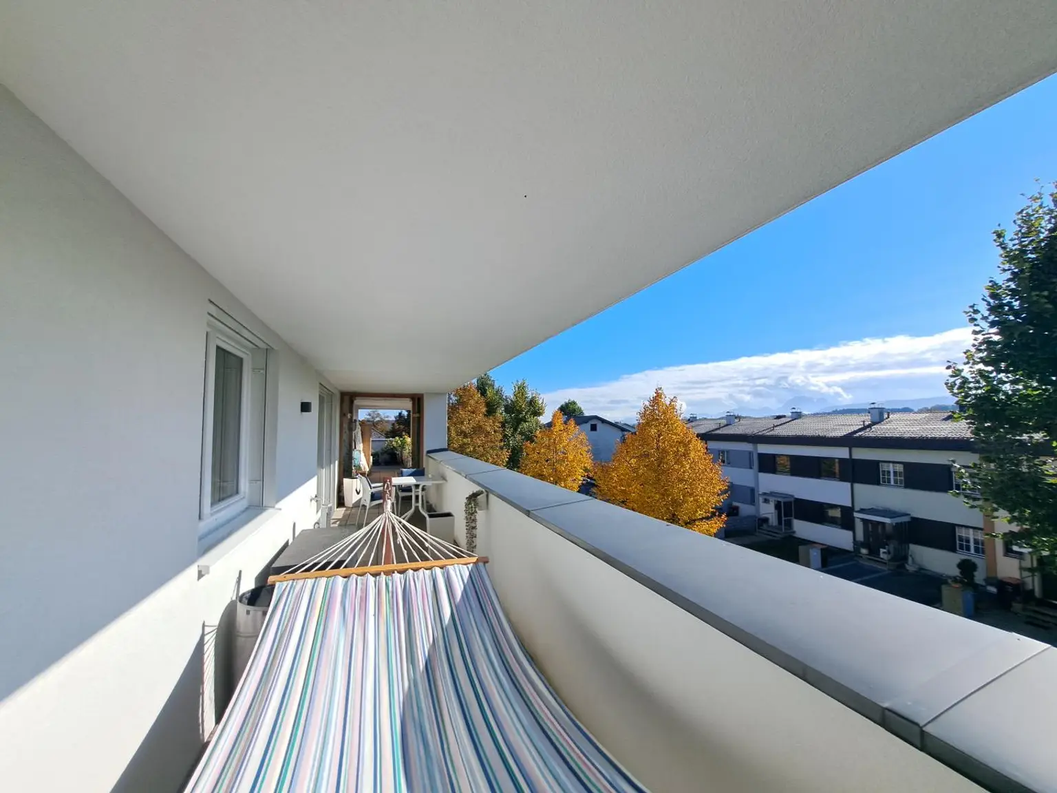 OPEN HOUSE! Moderner Penthousetraum mit Einliegerwohnung, XXL-Panoramaterrasse mit Traunsteinblick, Sauna & 3 TG-Plätze in 1A Lage Tegetthoffstraße