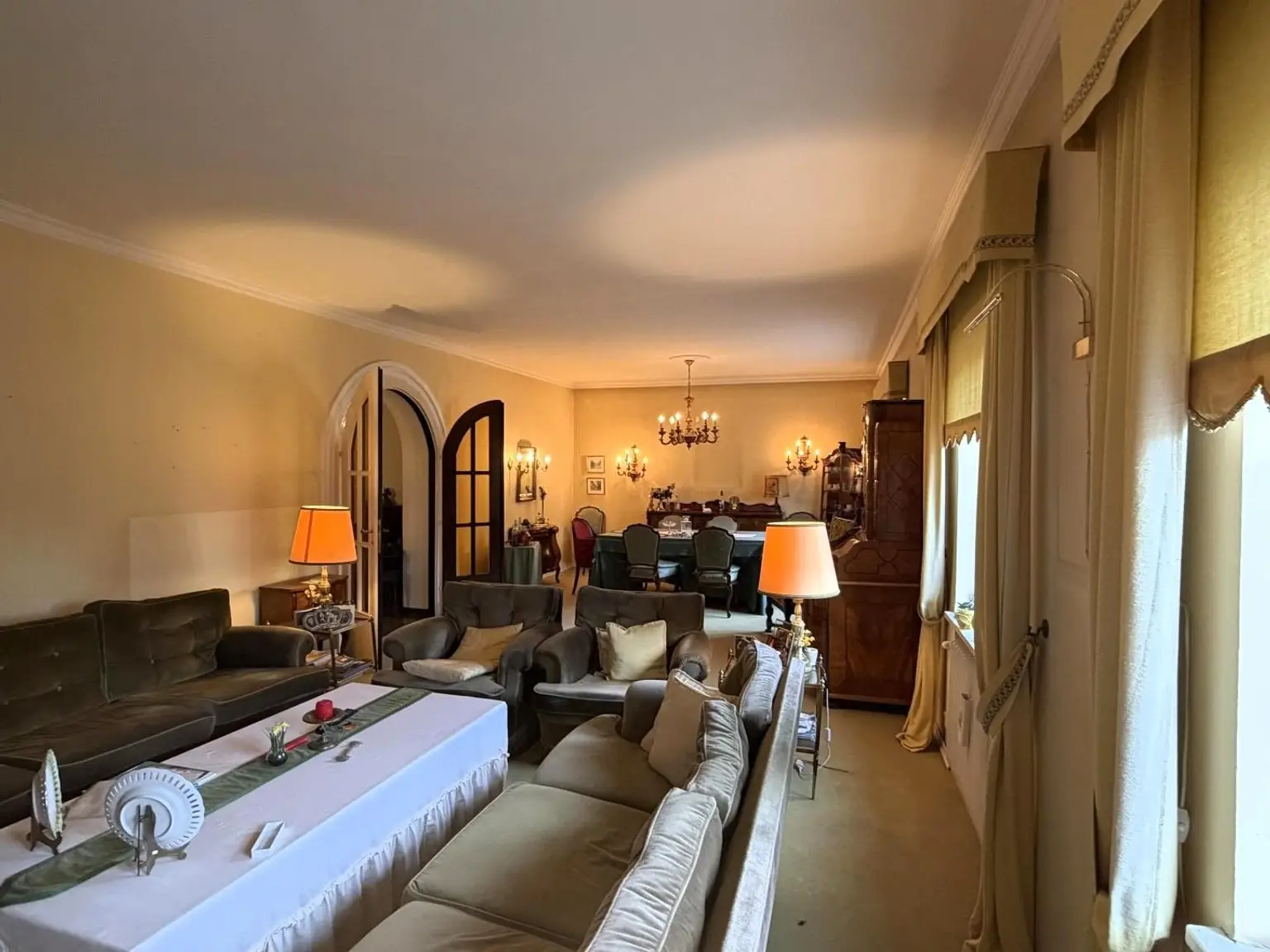 EG / Living mit Gäste-Essplatz