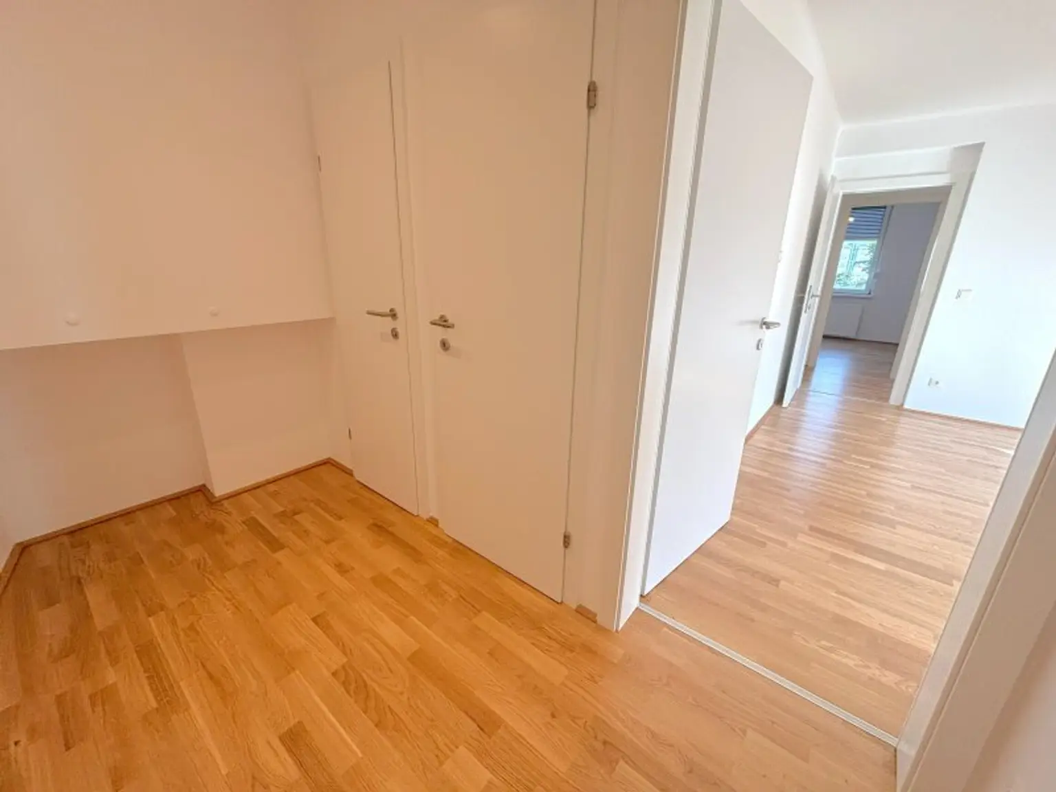 Helle 3-Raum-Wohnung mit offener Wohnküche und Balkon - Erstbezug nach Sanierung!