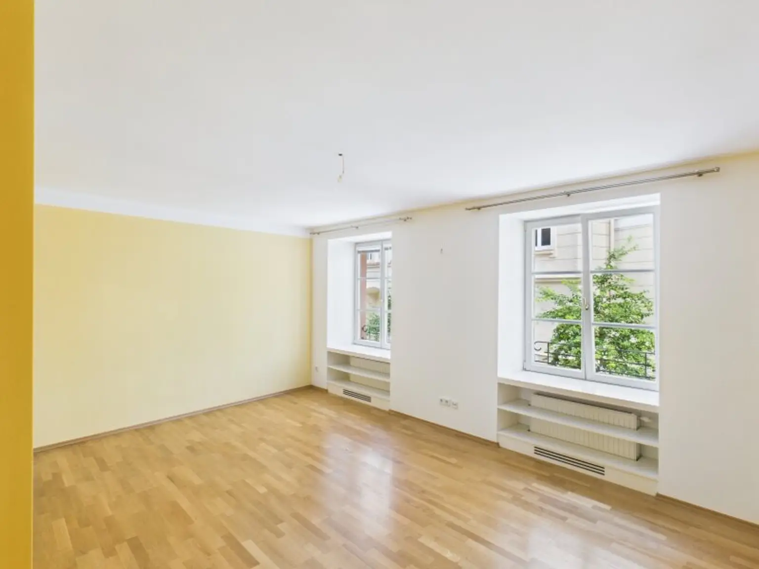 Moderne 2-Zimmer-Wohnung im Herzen von Baden- Jetzt entdecken!