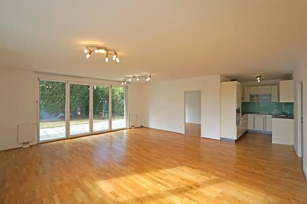 Exklusive Garten-Wohnung in ruhiger Grünlage am Loudon'schen Wald