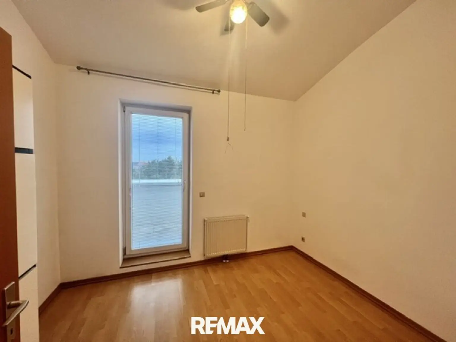 Zimmer 2 mit Ausgang zur Nordterrasse