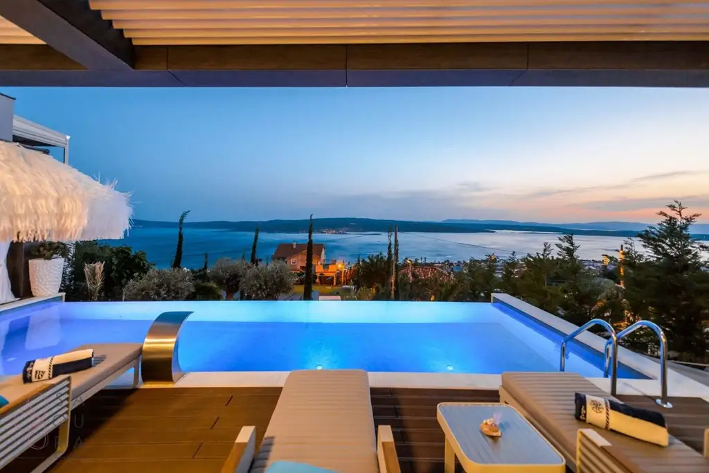 Eleganz mit Meerblick – Ihre Traumvilla in Crikvenica