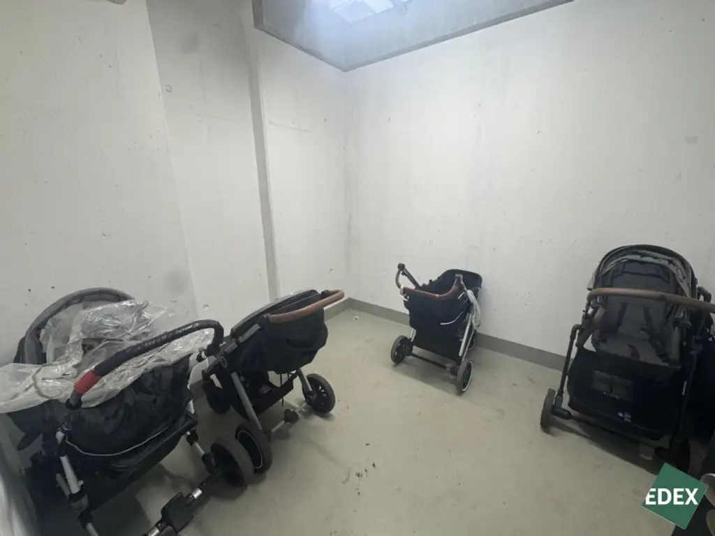 Moderne 2-Zimmer-Wohnung mit Balkon nahe U1 Rennbahnweg ab November