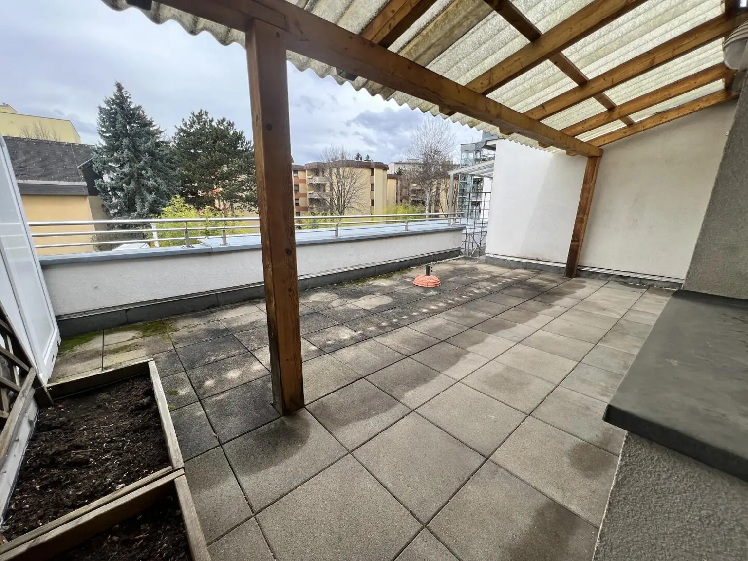 20230327_091845195_iOS