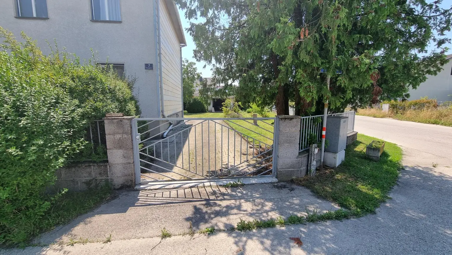 Einfamilienhaus mit Garten in Spratzern