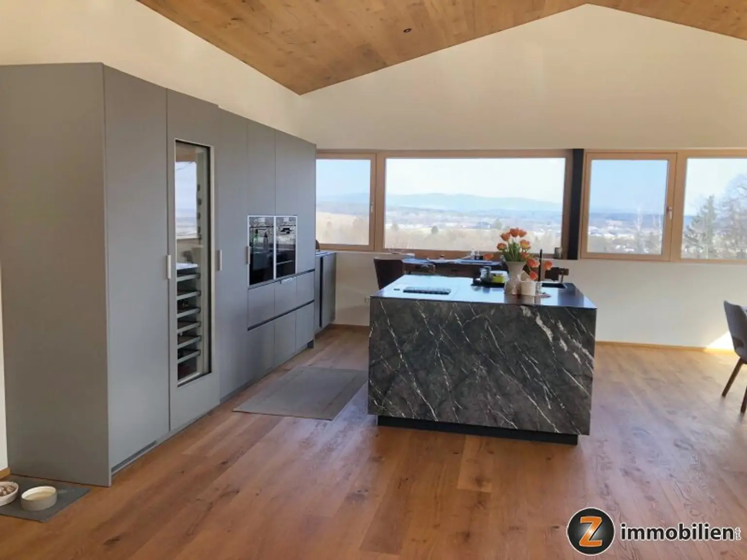 Exklusives Haus mit Schlossblick in traumhafter Einzellage!