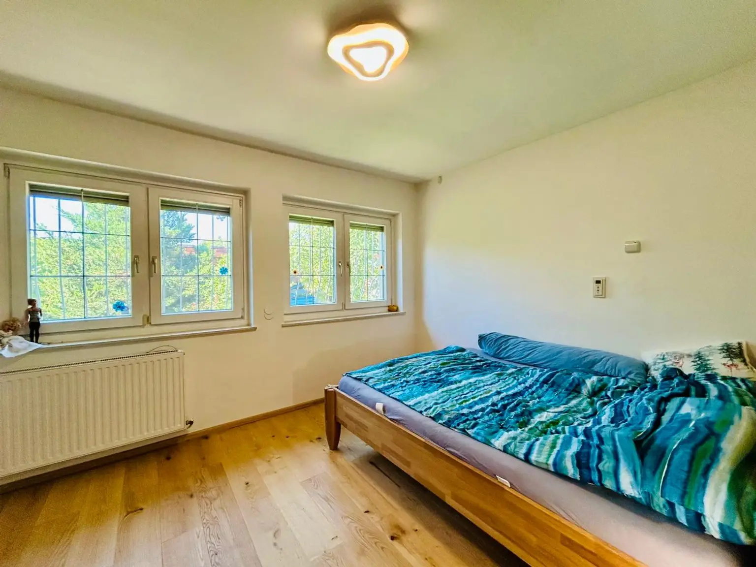 Stilvoller Bungalow mit Gartenidylle mit großem Wohn-Esszimmer!
