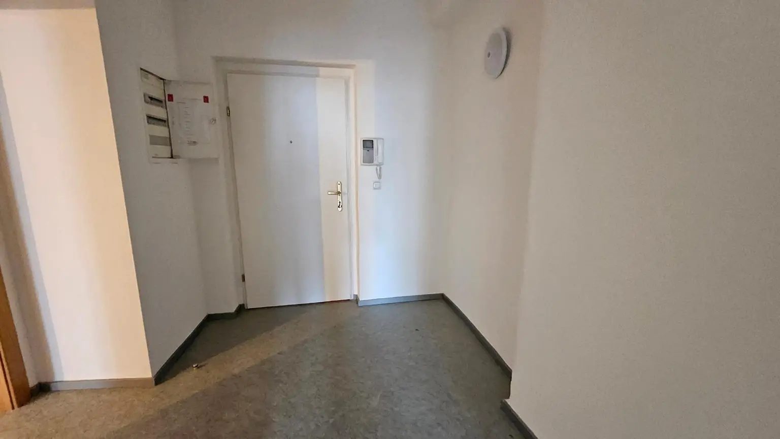 20260205_103550_resized