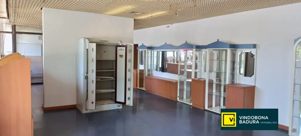 Großzügiges Geschäftslokal im Zentrum von Fischamend