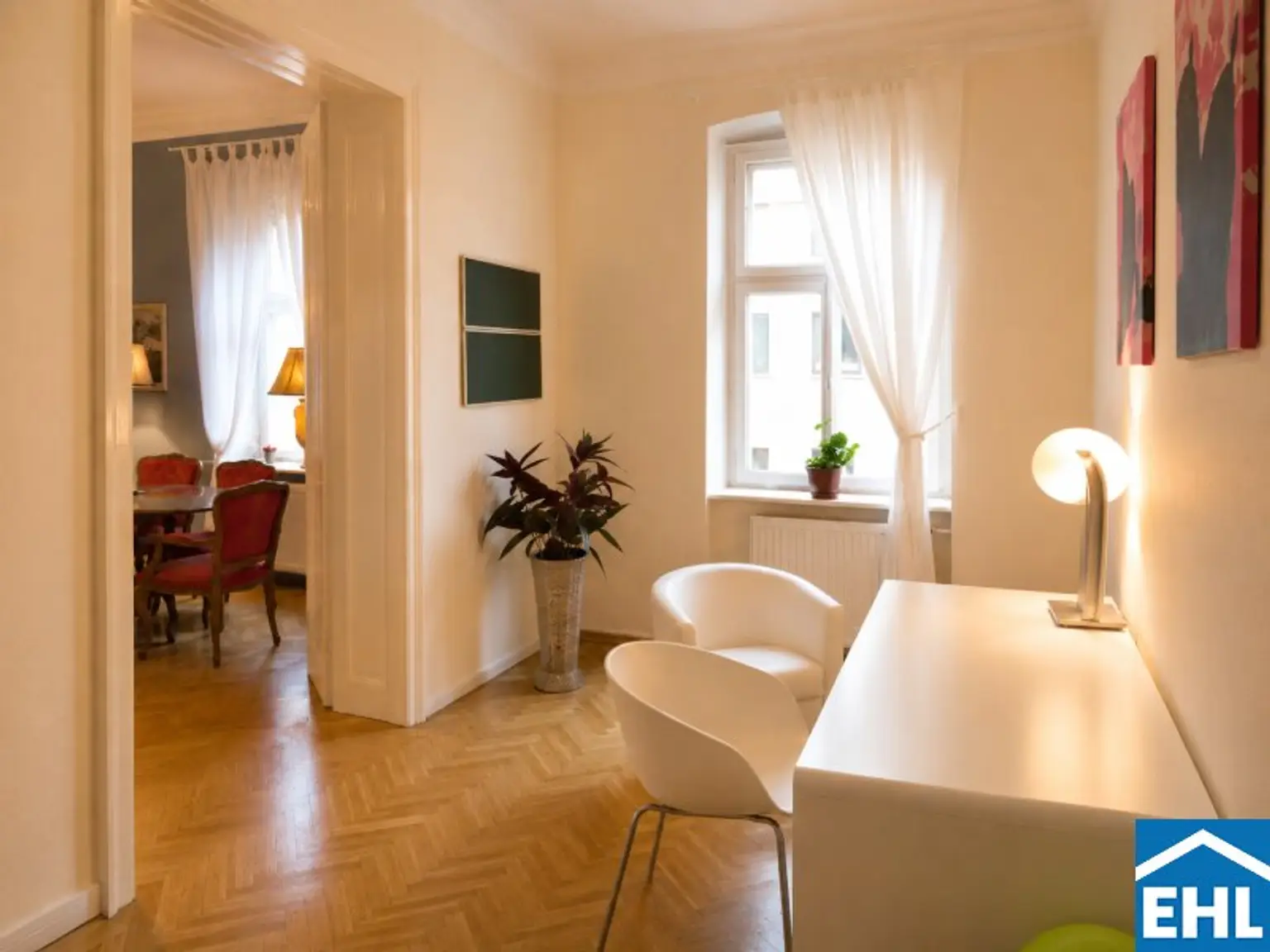 Arbeitszimmer