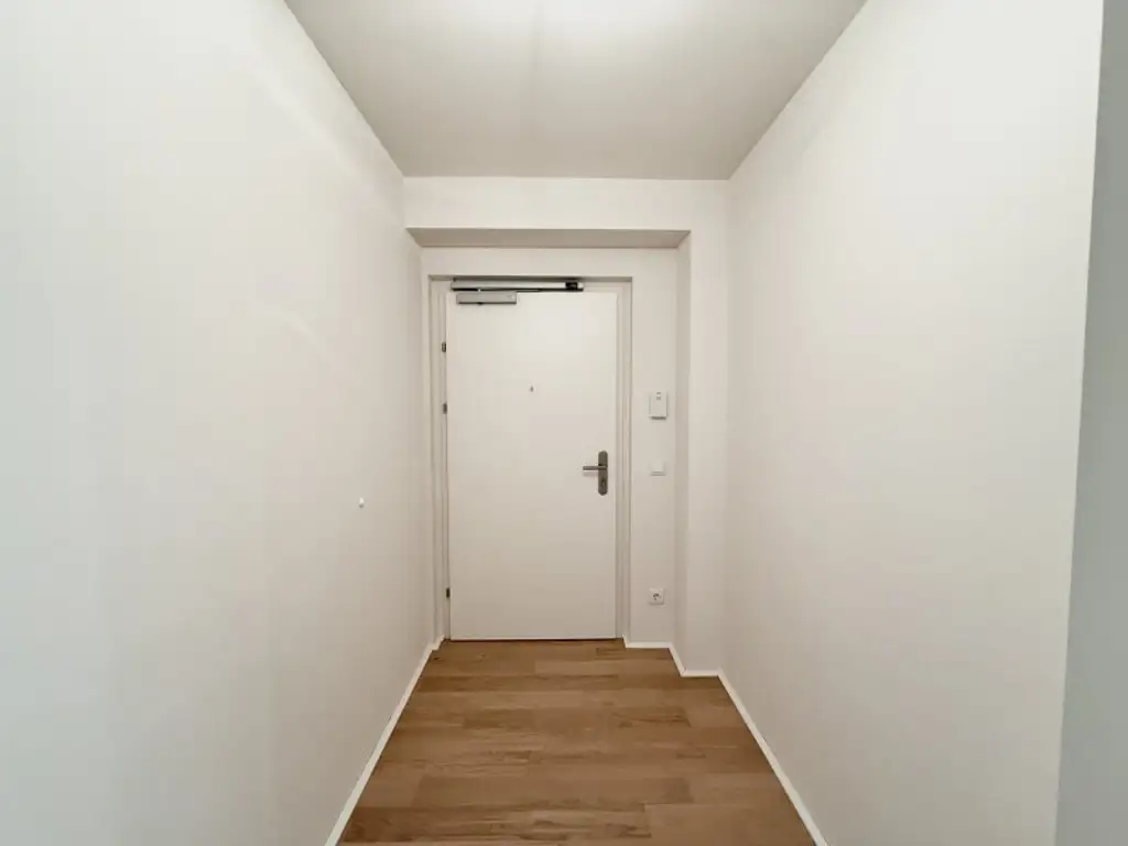 Wunderbare 2-Zimmer Gartenwohnung in ruhiger Lage zum genießen! Eigengrund und provisionsfrei ab sofort
