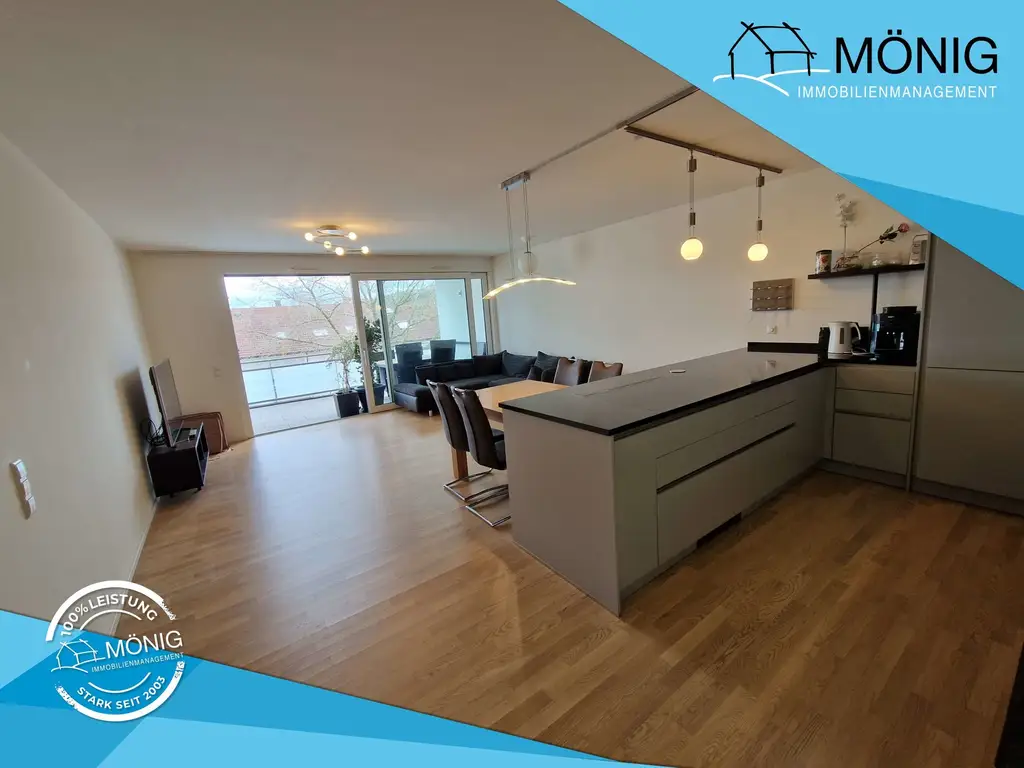 !Top Grundriss! 4,5 Zimmer Wohnung mit großem Balkon und Garage in ruhiger Lage in Böblingen