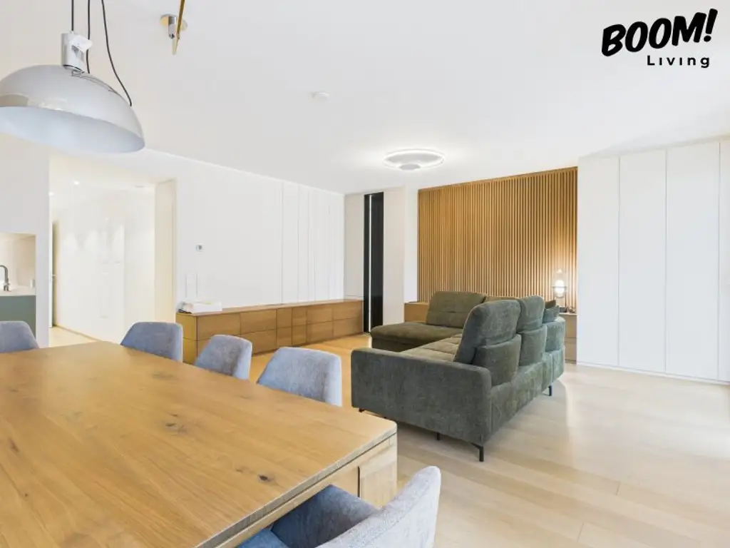 Architektonisches Wohnen //  Design-Wohnung im 18. Bezirk – 139 m², 2 Loggien & Garage inklusive