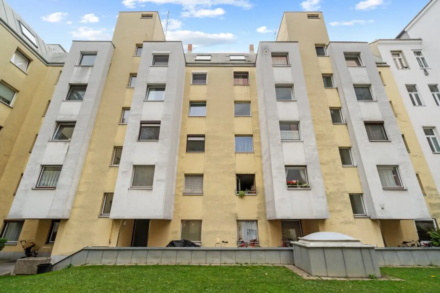 Helle, ruhige 2-Zimmer-Wohnung mit Terrasse in 1160 Wien!