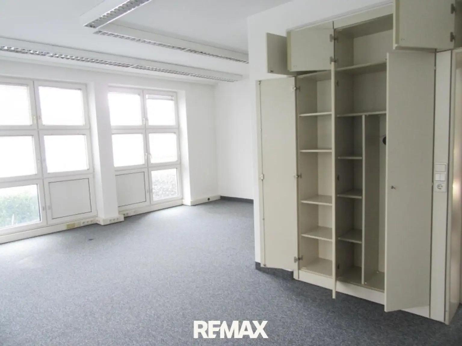 Büro 2