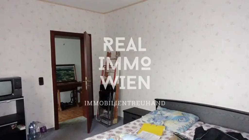 Wohnhaus mit großem Grundstück und Waldparadies in idyllischer Lage