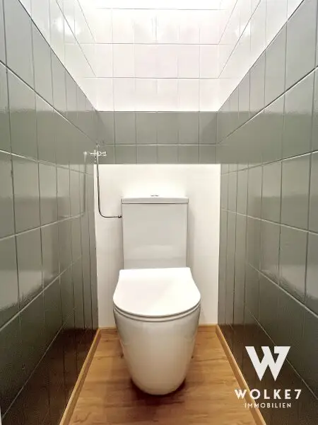 Top gepflegte Wohnung am Bahnhof! - Vollparkett - Ruhelage!