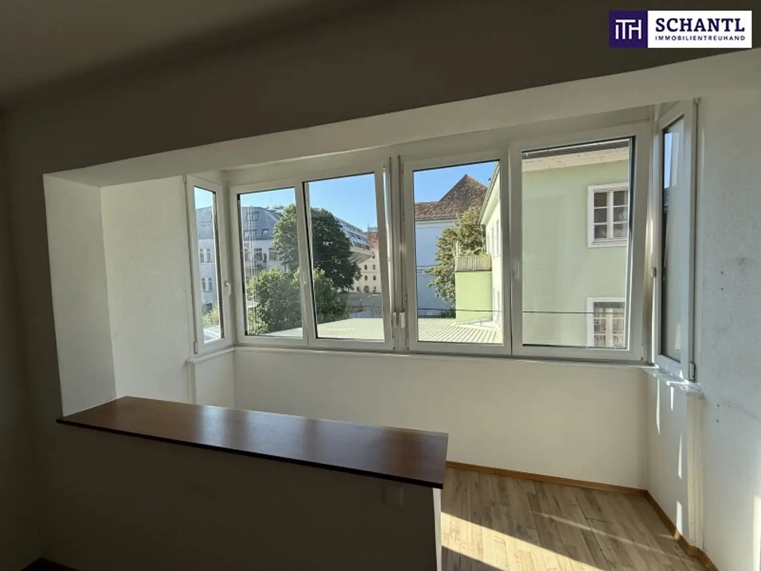 Traumhafte 3-Zimmer-Wohnung in Graz mit Schlossberg-Blick in idyllischer Ruhelage!