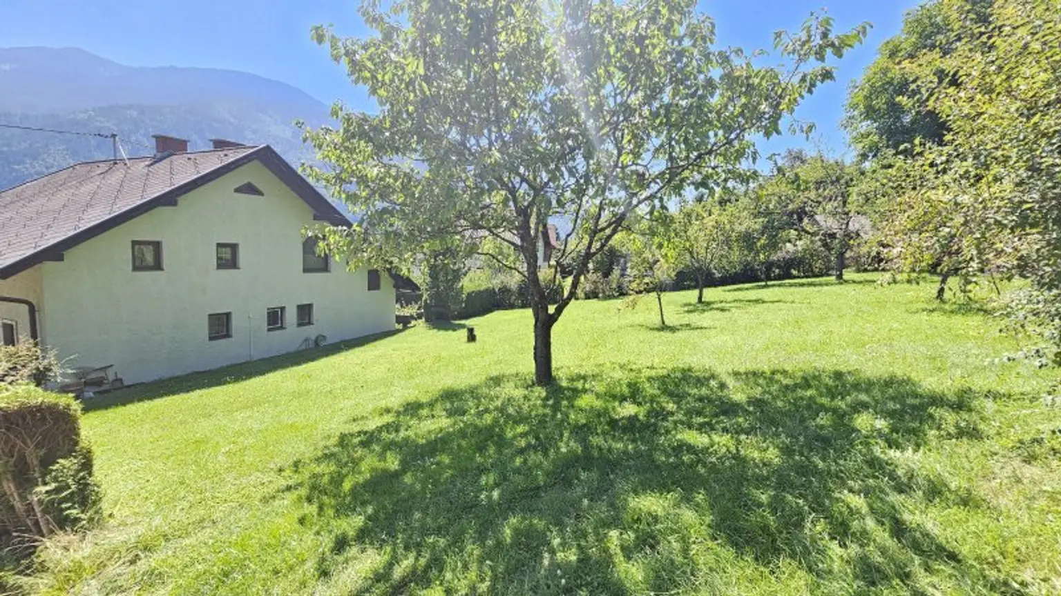 Charmantes Sanierungsobjekt in Radenthein: 5 Zimmer, Balkon und viel Potenzial!
