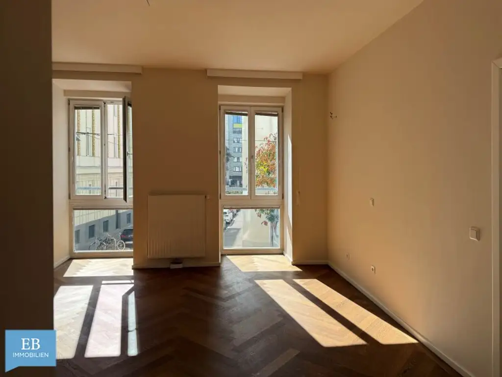 Helle Familienwohnung mit feiner Farbwelt und Fitnessraum im Haus