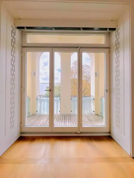 Stadtleben trifft Natur – Traumhafte 5-Zimmerwohnung in Zinsvilla zu verkaufen!