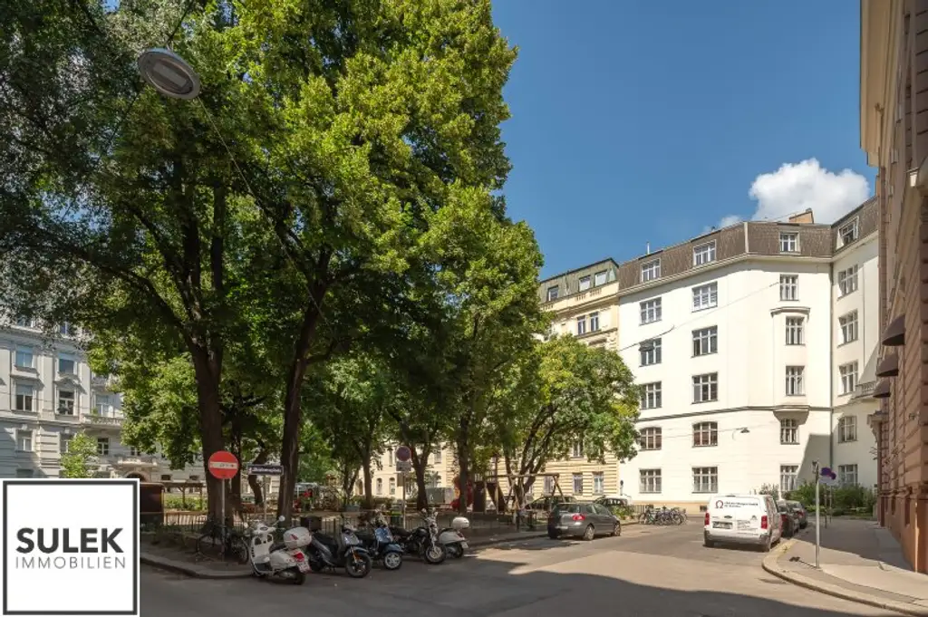 Großzügige 4-Zimmer-Wohnung am Brahmsplatz – Top-Lage im 4. Bezirk