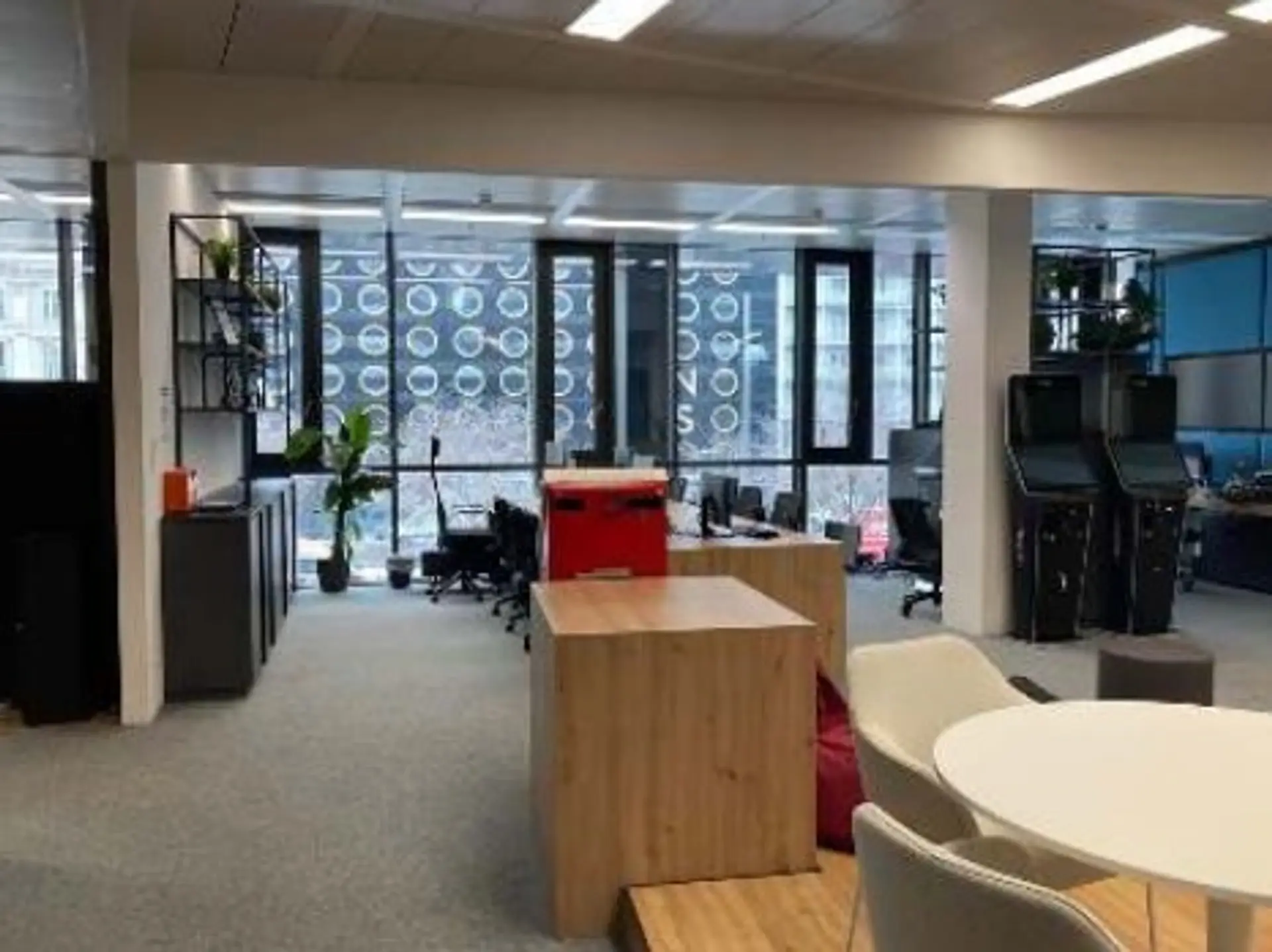 QBC 1 innen Büro 2