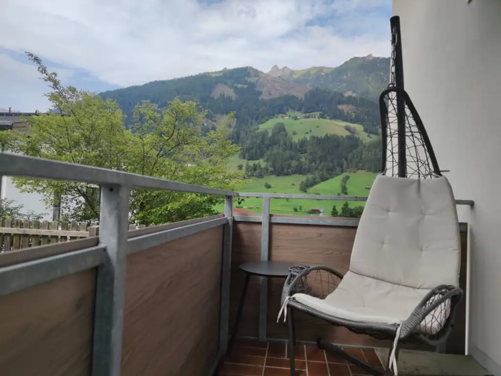 Sehr schöne 3 Zi Wohnung in ruhiger Lage