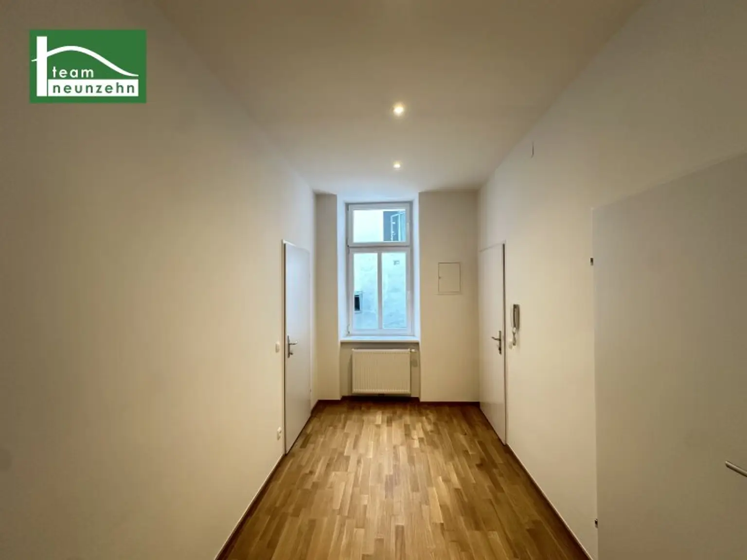 Sechshaus - Erstbezug nach Renovierung! Innenhofausrichtung und 5 Gehminuten zu U4 und U6! Helle Altbau-Wohnung mit 2 oder 3 Zimmern!
