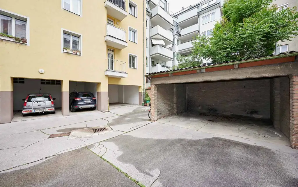 Rarität- Stellplatzpaket mit Potential im 8. Bezirk!