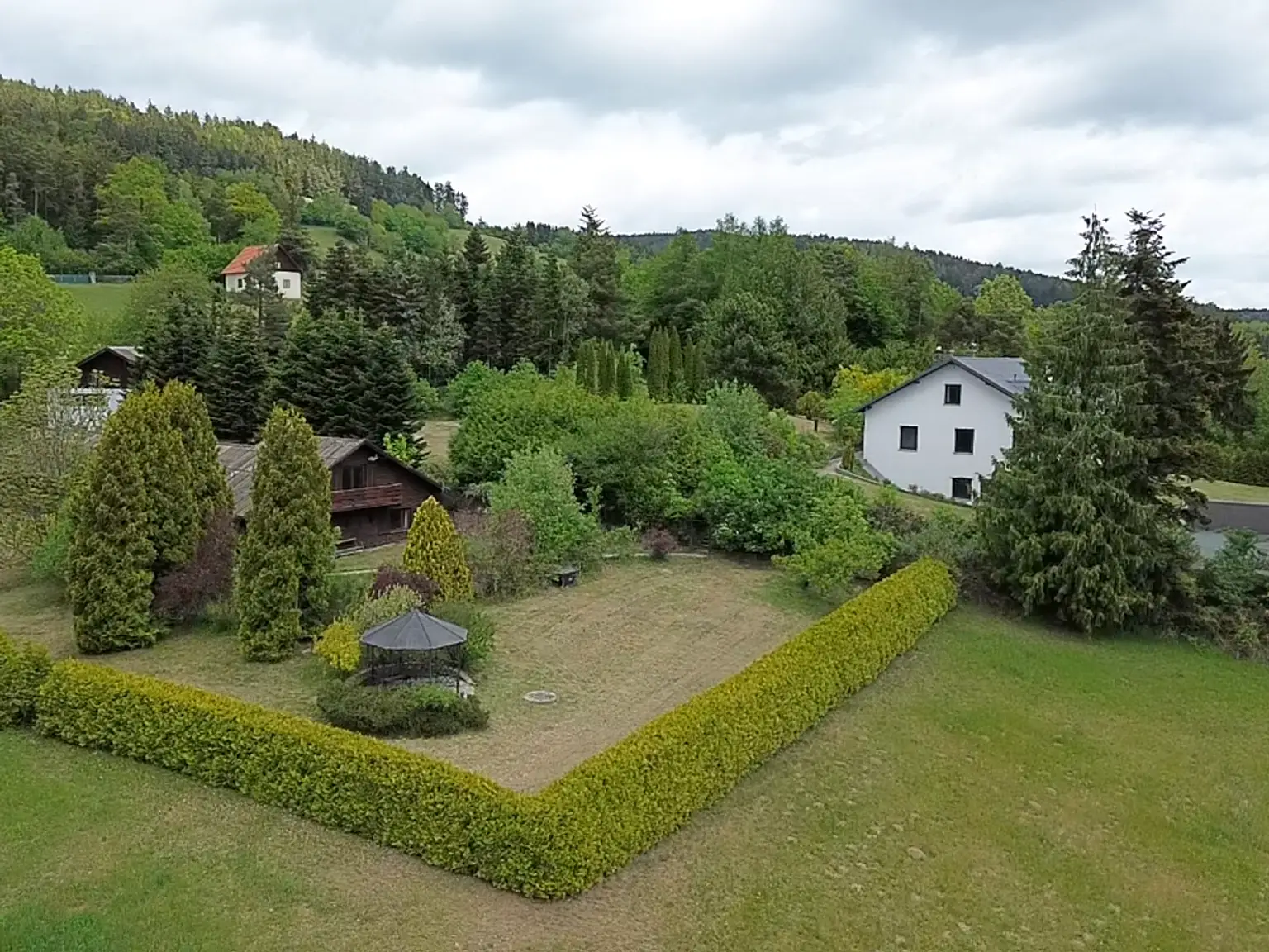 Aussenaufnahme Anwesen